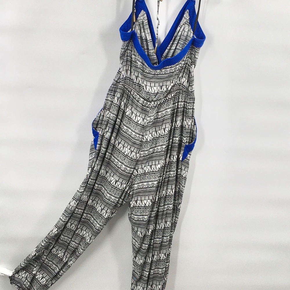 Bebe Blue Boho Tribal Southwestern Jumpsui… - Picture 4 of 9